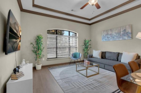 Stylish 1BR Near BOK Center - Stokely - Pool, Gym